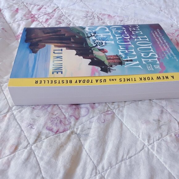 The House in the Cerulean Sea - Picture 4 of 4